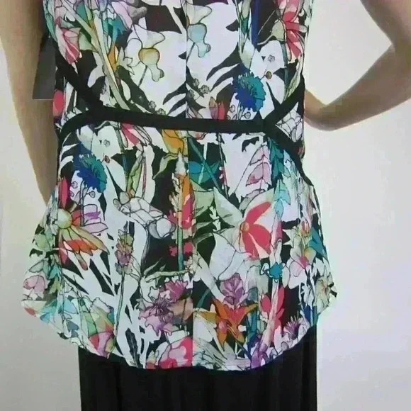 Sleeveless Top Medium Blouse Black Lace Neck & Multicolor Floral Print Flowy NEW - Picture 10 of 16